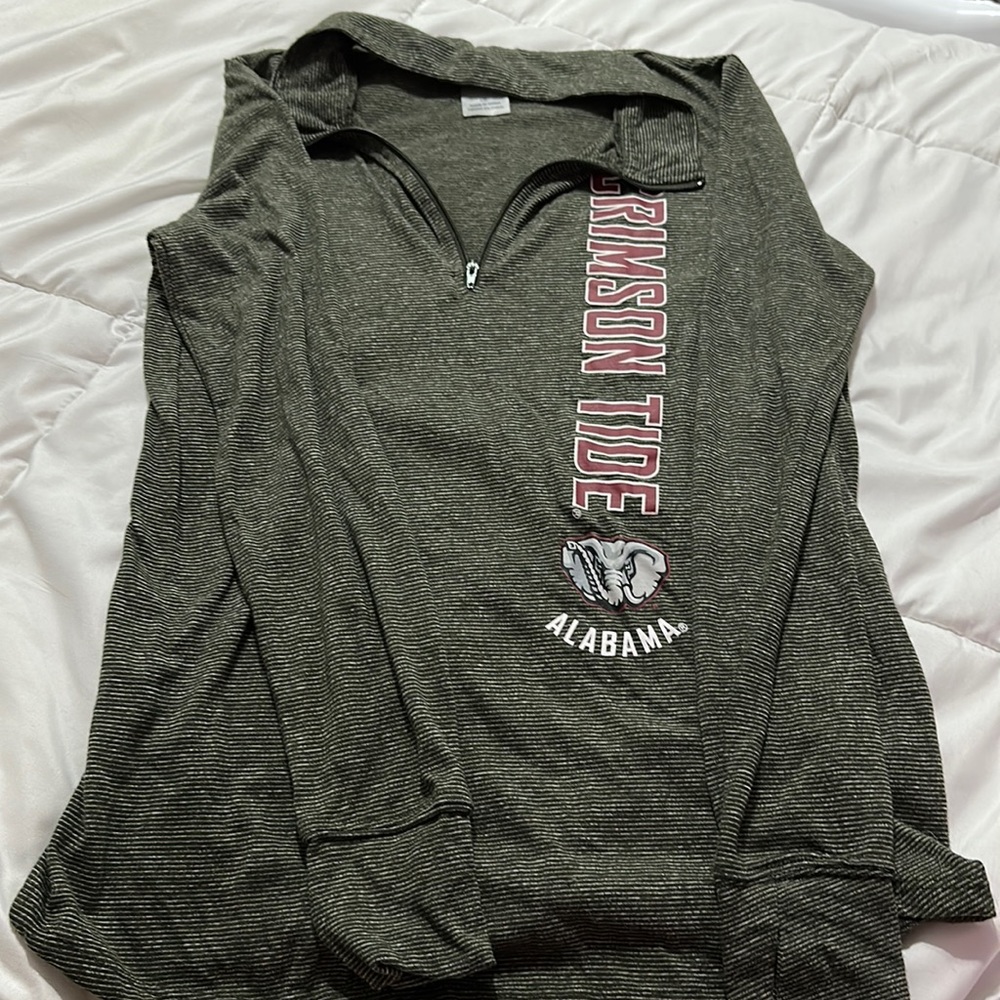 Crimson Tide half zip soft barely worn great thin throw on